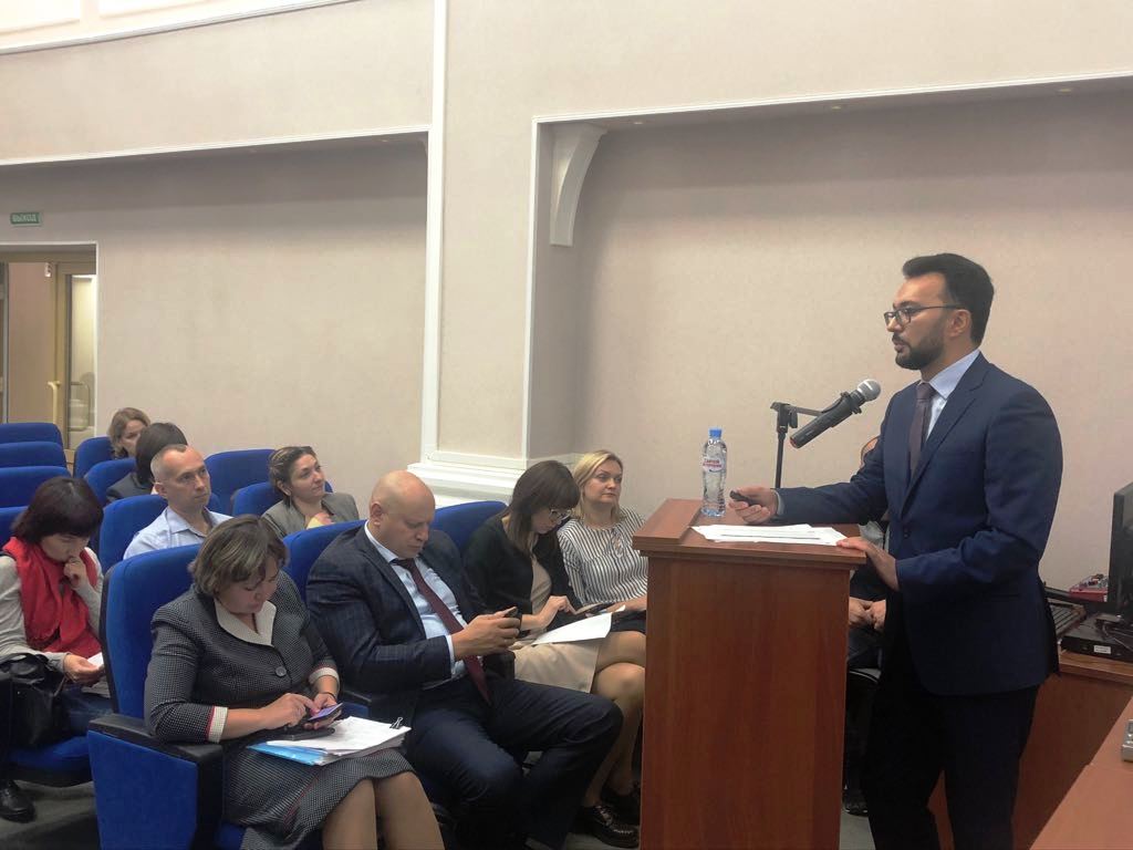 Круглый стол в Омске